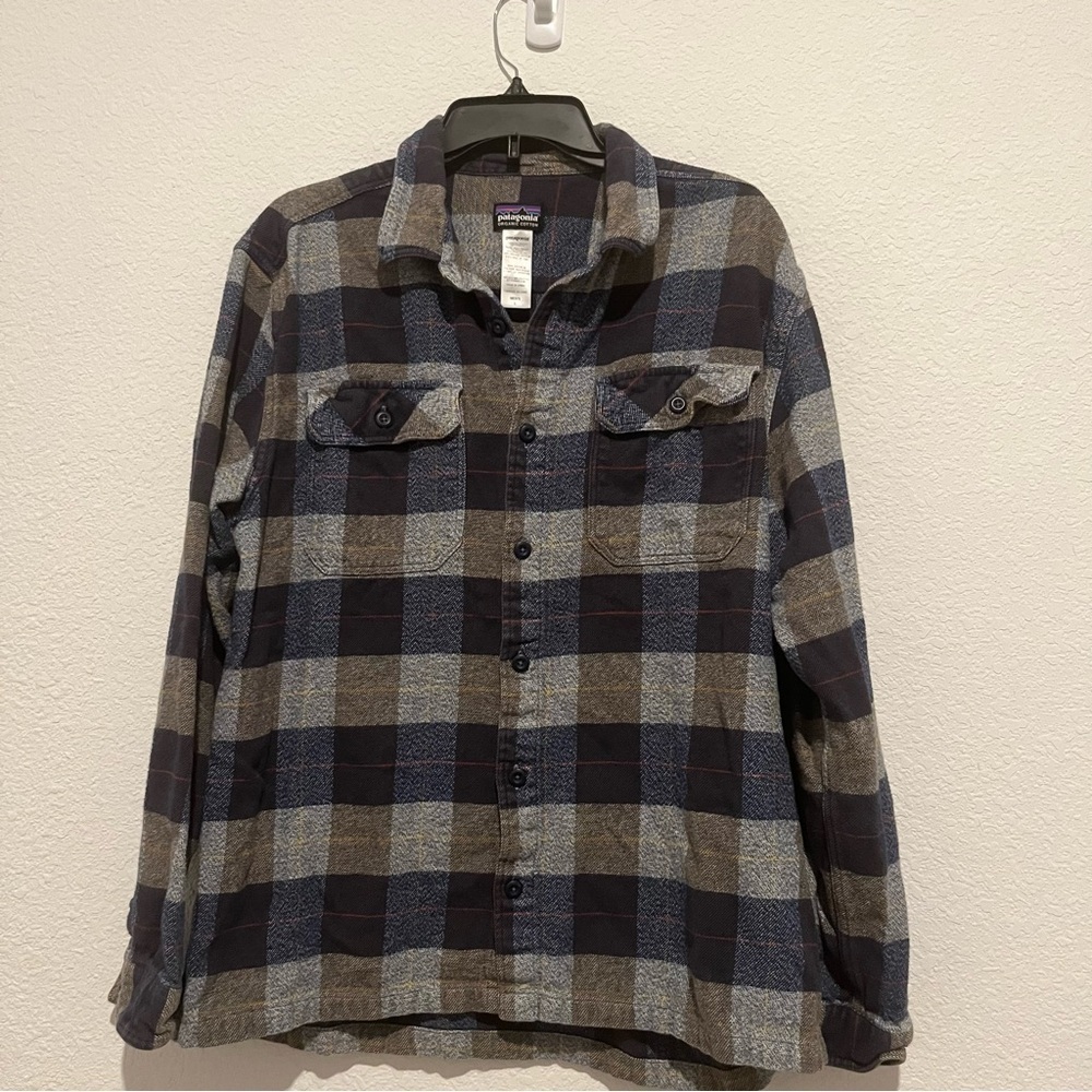 Patagonia Men's Plaid Button-Down Shirt in Navy and Gray